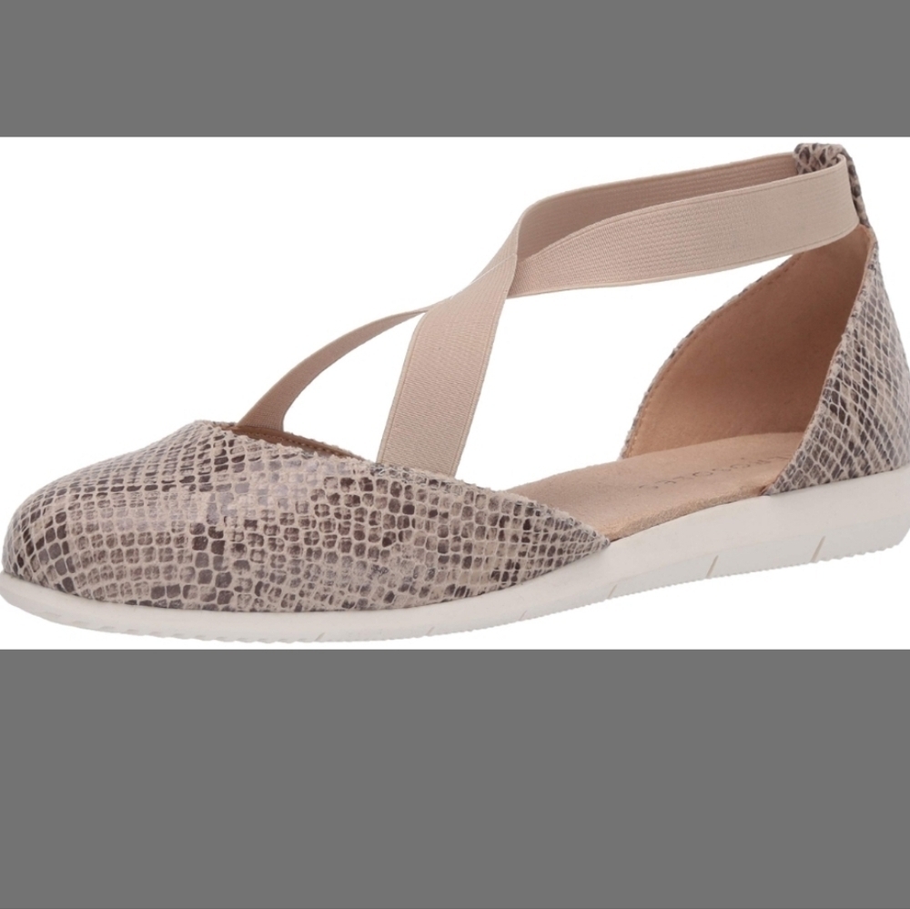 Women's Snakeskin Flats NWOT